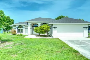 3902 SE 13th Ave, Cape Coral, FL 33904 - Photo 1