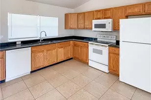 2602 24th St SW, Lehigh Acres, FL 33976 - Photo 2