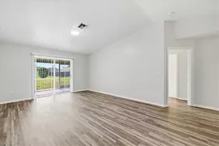 912 SE 6th Ct, Cape Coral, FL 33990 - Photo 30