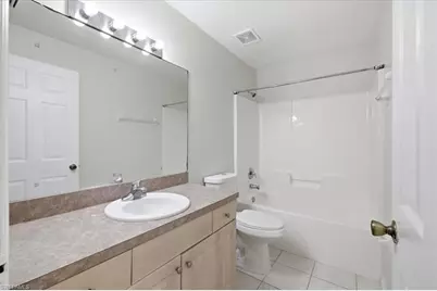 912 SE 6th Ct, Cape Coral, FL 33990 - Photo 24