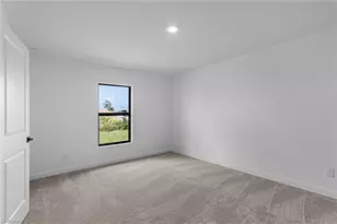 722 Goldrock Rd, Lehigh Acres, FL 33974 - Photo 10