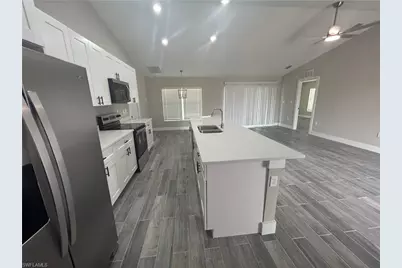4004 NE 17th Ave, Cape Coral, FL 33909 - Photo 4