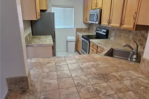 830 SW 48th Terrace, Cape Coral, FL 33914 - Photo 4
