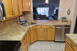 830 SW 48th Terrace, Cape Coral, FL 33914 - Photo 10
