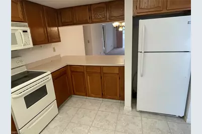 1615 SE 46th Ln #107, Cape Coral, FL 33904 - Photo 4