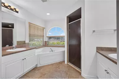 1702 SW 1st Ave, Cape Coral, FL 33991 - Photo 8