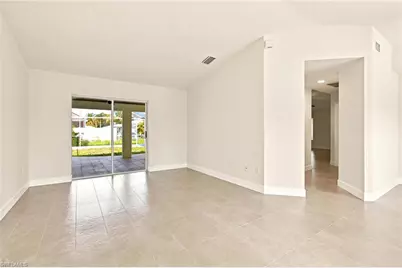 1508 SE 5th Ct, Cape Coral, FL 33990 - Photo 4