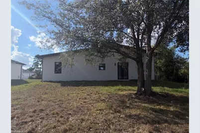 339 Western Ave S, Lehigh Acres, FL 33974 - Photo 6