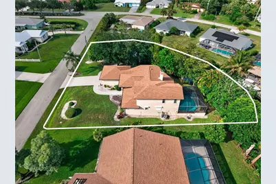 6090 Anchorline Ct, North Fort Myers, FL 33917 - Photo 4