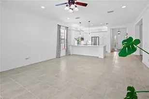 11536 Foxbriar Ln, Fort Myers, FL 33913 - Photo 14