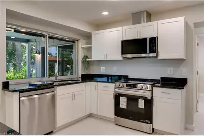 94 Gold Key Ct, North Fort Myers, FL 33917 - Photo 10