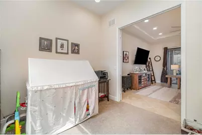 220 NW 26th Pl, Cape Coral, FL 33993 - Photo 18