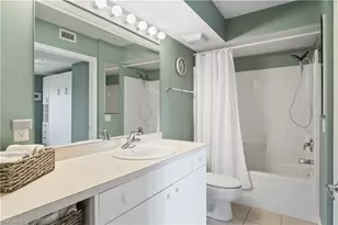 26720 Bonita Fairways Blvd, Bonita Springs, FL 34135 - Photo 24