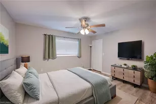 1722 SE 2nd St, Cape Coral, FL 33990 - Photo 36