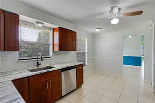 8484 Cypress Dr N, Fort Myers, FL 33967 - Photo 8