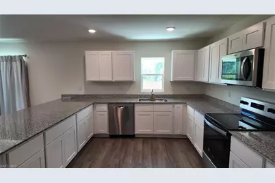 10000 Antler St, Port Charlotte, FL 33981 - Photo 8
