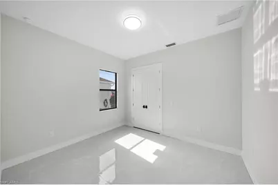 216 NE 25th Ter, Cape Coral, FL 33909 - Photo 24