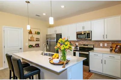 2433 Avocado Ln, Naples, FL 34120 - Photo 2