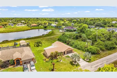 720 Chavers St, Lehigh Acres, FL 33974 - Photo 20