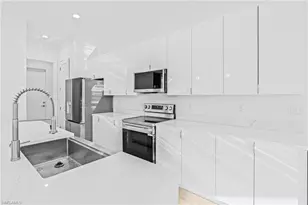 821 NW 37th Pl, Cape Coral, FL 33993 - Photo 18