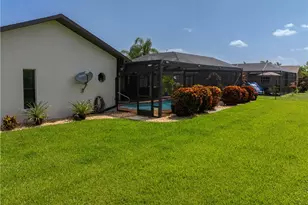818 El Dorado Pkwy W, Cape Coral, FL 33914 - Photo 32