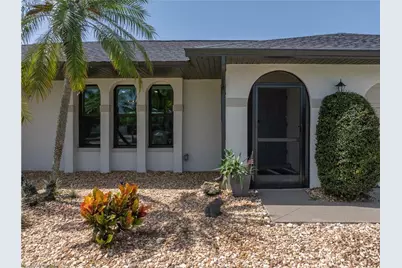 818 El Dorado Pkwy W, Cape Coral, FL 33914 - Photo 2