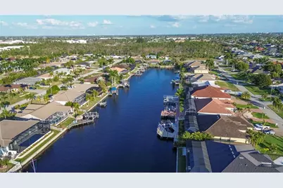 2549 SW 38th St, Cape Coral, FL 33914 - Photo 6