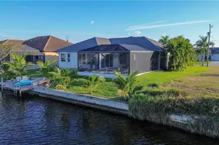 2549 SW 38th St, Cape Coral, FL 33914 - Photo 4