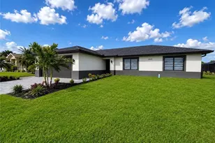 2529 NW 19th Pl, Cape Coral, FL 33993 - Photo 4