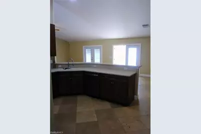 1624 SW 4th Ave, Cape Coral, FL 33991 - Photo 2