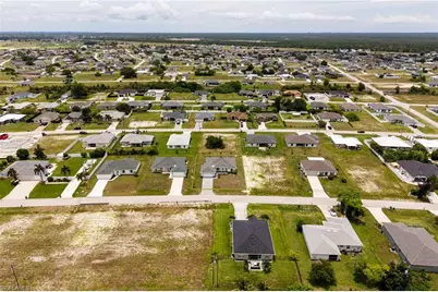 2802 NW 3rd Pl, Cape Coral, FL 33993 - Photo 30