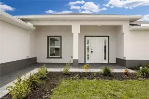 2802 NW 3rd Pl, Cape Coral, FL 33993 - Photo 2