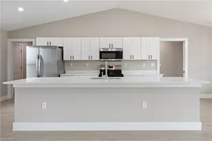 2802 NW 3rd Pl, Cape Coral, FL 33993 - Photo 16