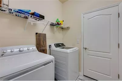 16138 Palmetto Prairie Dr, Alva, FL 33920 - Photo 10