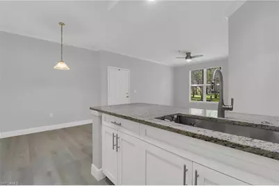 11521 Villa Grand #913, Fort Myers, FL 33913 - Photo 10