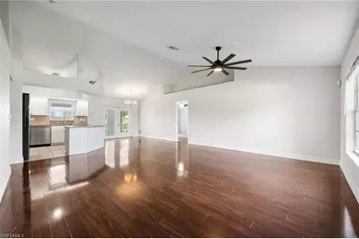 1418 SW 11th Pl, Cape Coral, FL 33991 - Photo 4