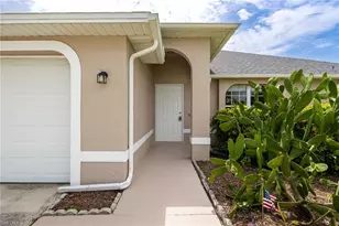 1418 SW 11th Pl, Cape Coral, FL 33991 - Photo 2