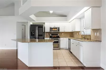 1418 SW 11th Pl, Cape Coral, FL 33991 - Photo 10