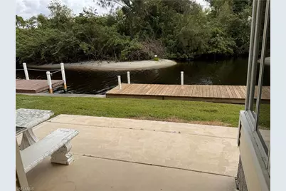 350 Shoreland Dr, Fort Myers, FL 33905 - Photo 14