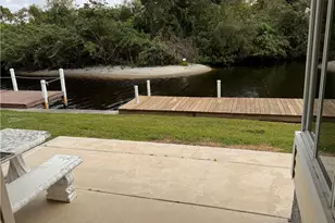 350 Shoreland Dr, Fort Myers, FL 33905 - Photo 14