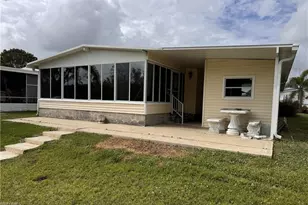 350 Shoreland Dr, Fort Myers, FL 33905 - Photo 12