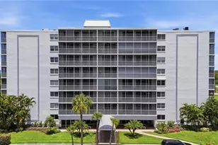 5 Bluebill Ave, Naples, FL 34108 - Photo 2