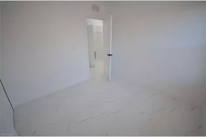 2132 Barker Blvd, Fort Myers, FL 33916 - Photo 8