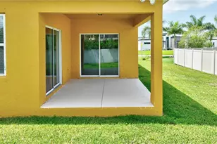1913 SW 26th Terrace, Cape Coral, FL 33914 - Photo 4