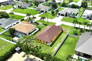 1913 SW 26th Terrace, Cape Coral, FL 33914 - Photo 26