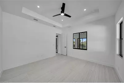 318 NW 9th St, Cape Coral, FL 33993 - Photo 16