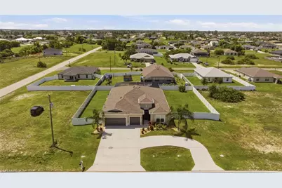 1262 N Gator Cir, Cape Coral, FL 33909 - Photo 42