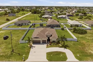 1262 N Gator Cir, Cape Coral, FL 33909 - Photo 42