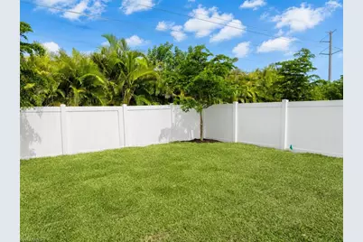 2872 Star Coral Dr, North Fort Myers, FL 33903 - Photo 32