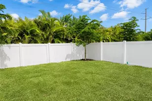 2872 Star Coral Dr, North Fort Myers, FL 33903 - Photo 32